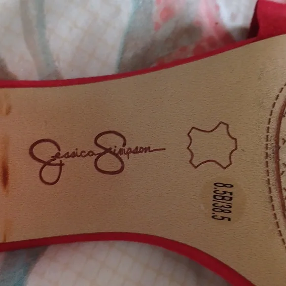 Jessica Simpson Gorrin Red Micro Suede Ruffled Slide Shoe ** SZ 8.5 - Picture 8 of 9